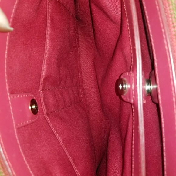 Red Coach Purse 😍 - Picture 3 of 4